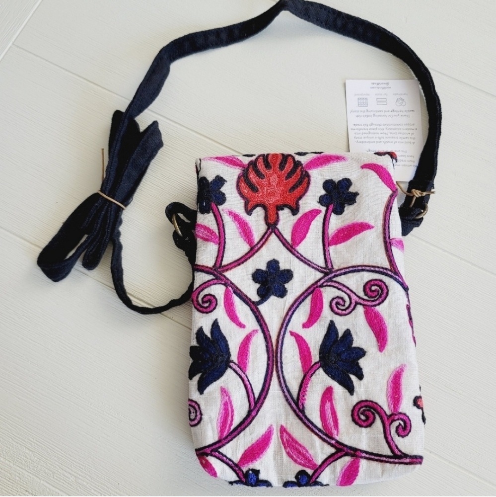 🆕️ World Finds Kutz Nomad Crossbody Bag - Picture 4 of 6